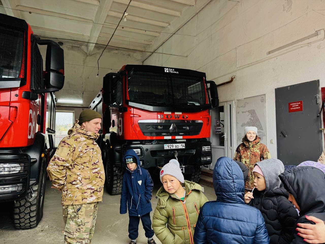 Оқушылар орман өрт сөндіру станциясында